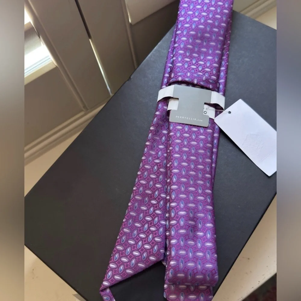 Perry Ellis💙 NWT Bundle THREE TIES 💙